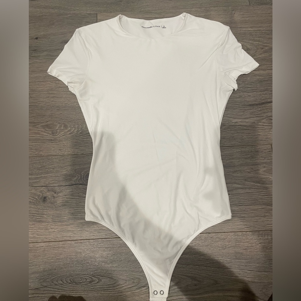 Abercrombie Seamless White Short Sleeve Bodysuit